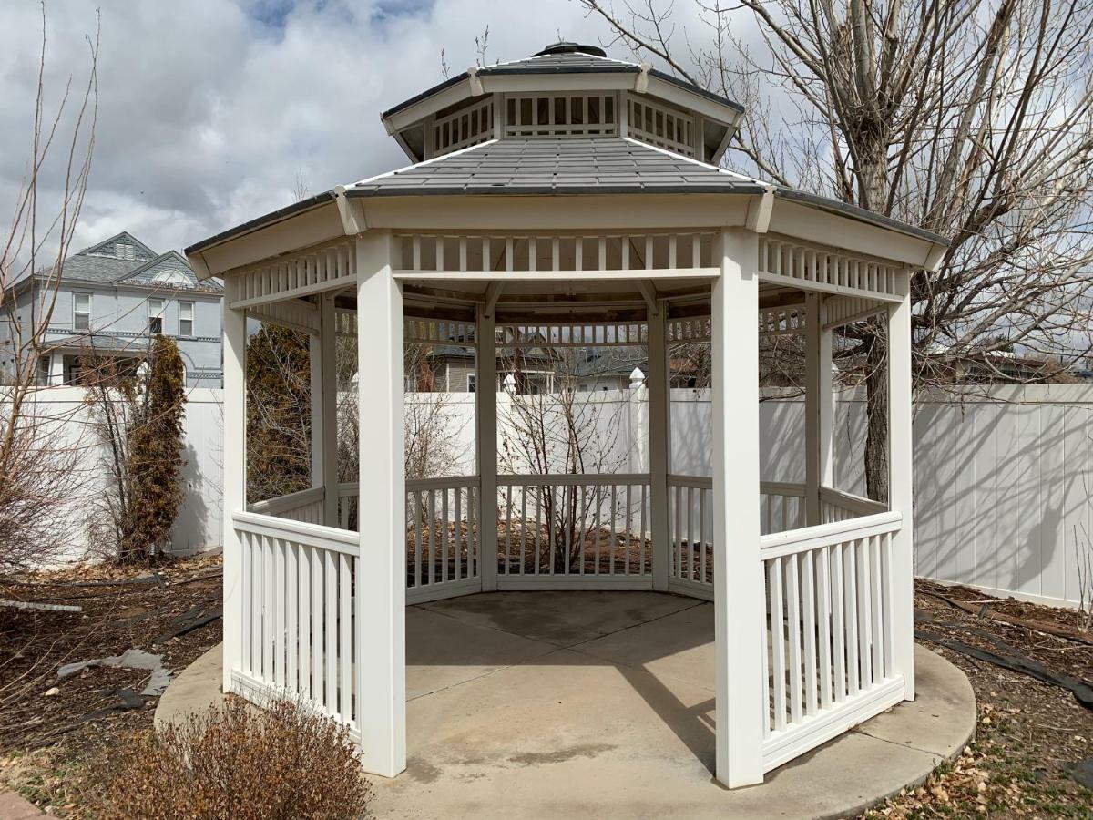 Bed and Breakfast Edgar Olin House (Adults Only) Pueblo Exterior foto