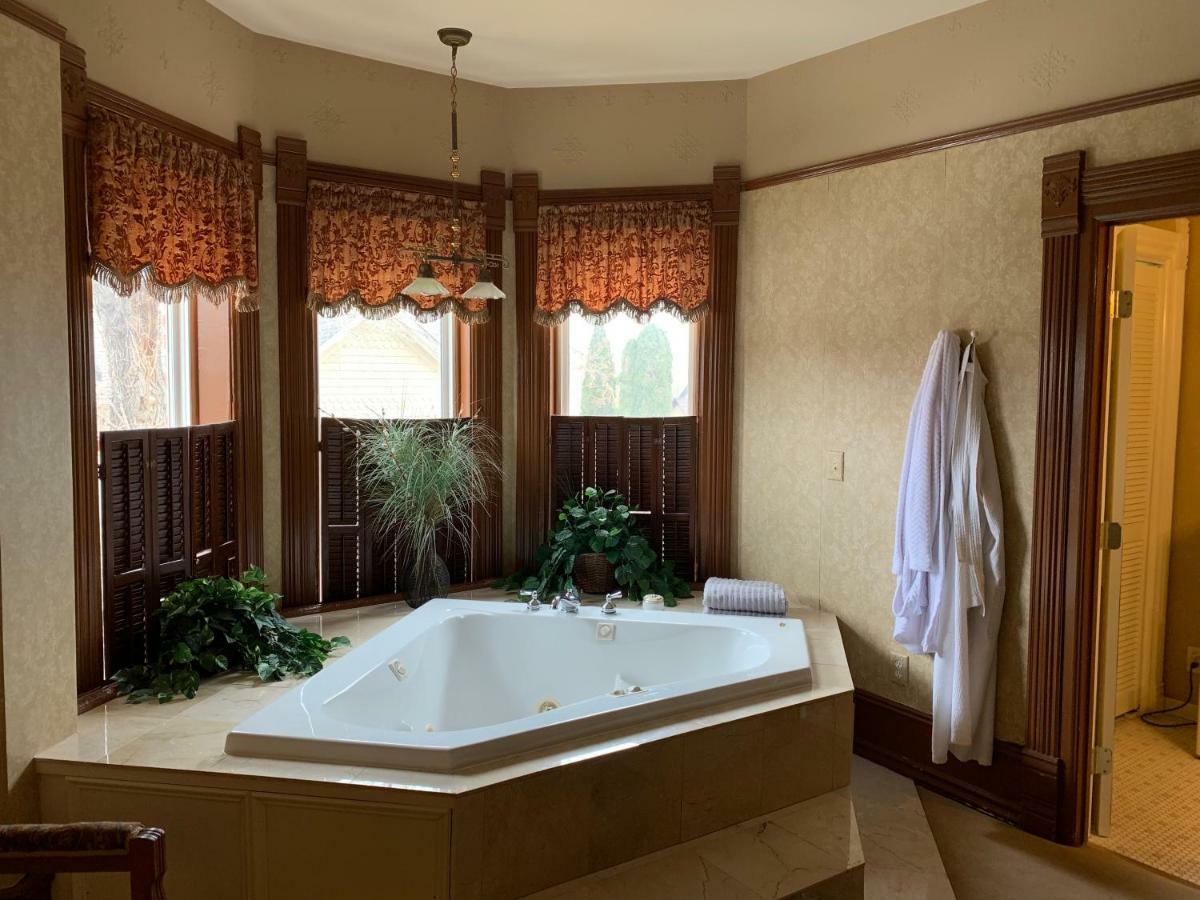 Bed and Breakfast Edgar Olin House (Adults Only) Pueblo Exterior foto